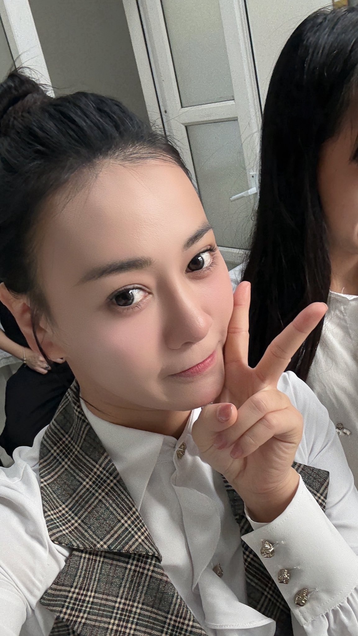 Chuyện gì vừa xảy ra với gương mặt của Phương Oanh?- Ảnh 2.