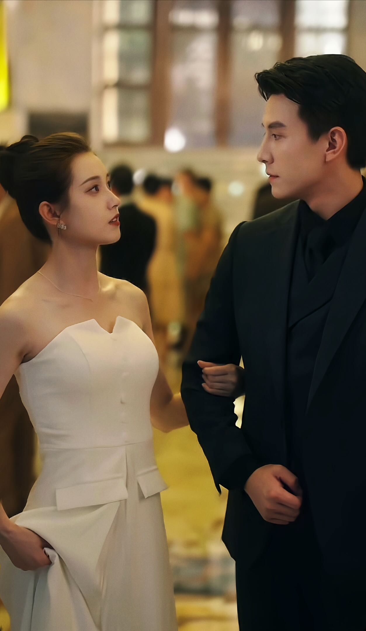 Tìm được phim Trung Quốc siêu hay sướng hơn trúng số độc đắc: Cặp chính đẹp ác liệt, 3 tỷ người xem chỉ sợ hết- Ảnh 2.