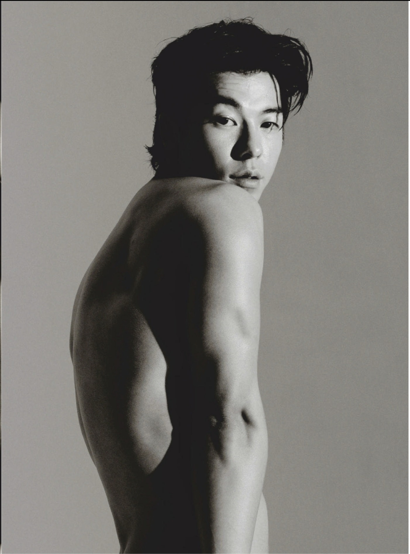 Bộ hình gây sốc chưa từng có của Hứa Quang Hán- Ảnh 2. Bộ hình gây sốc chưa từng có của Hứa Quang Hán- Ảnh 2.