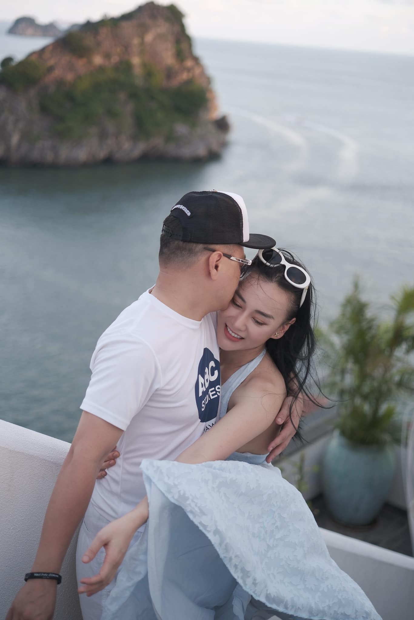 Phương Oanh có liên quan gì đến việc kinh doanh của Shark Bình?- Ảnh 4. Phương Oanh có liên quan gì đến việc kinh doanh của Shark Bình?- Ảnh 4.