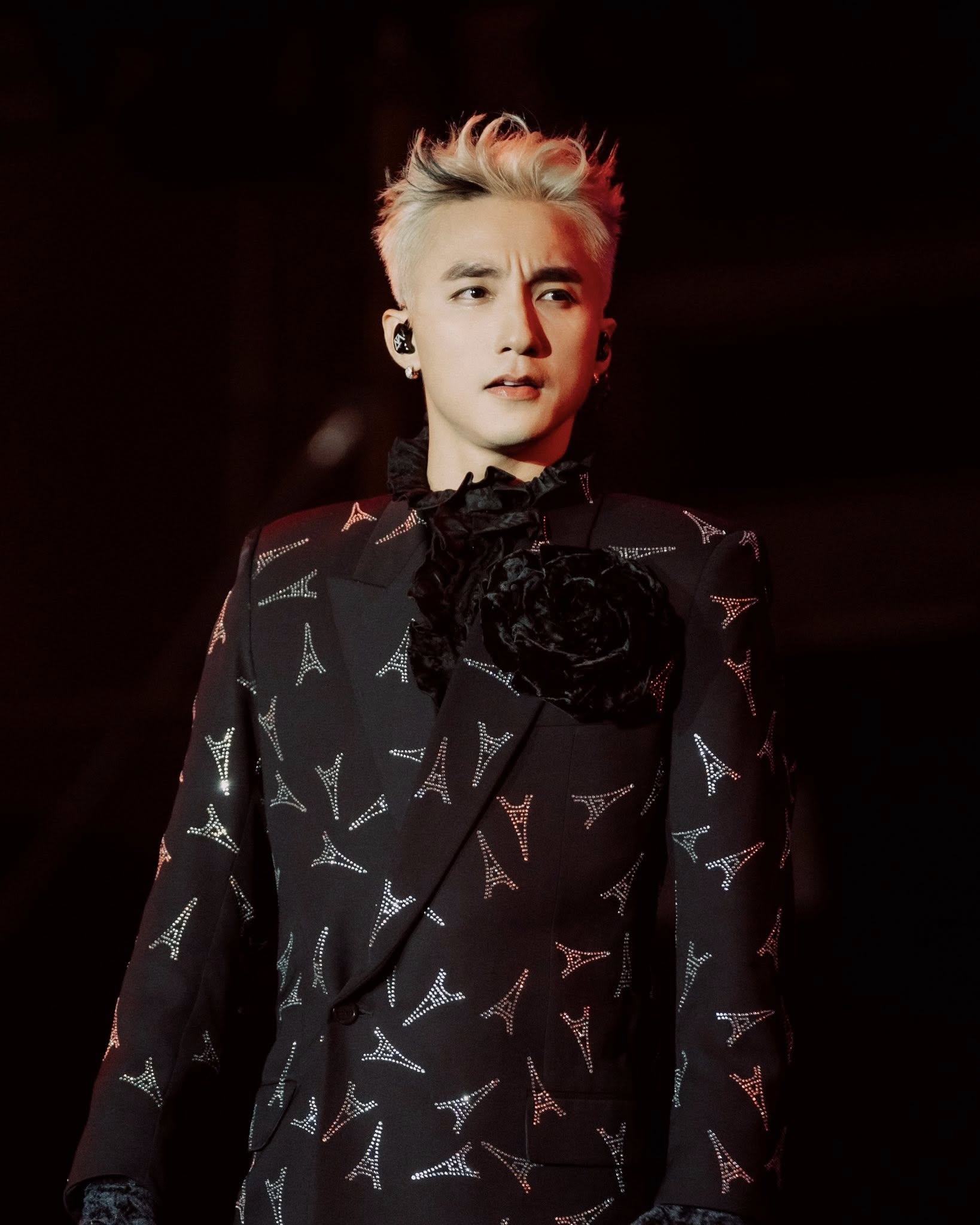 Sơn Tùng mà cứ như này thì sao chịu nổi?- Ảnh 3. Sơn Tùng mà cứ như này thì sao chịu nổi?- Ảnh 3.