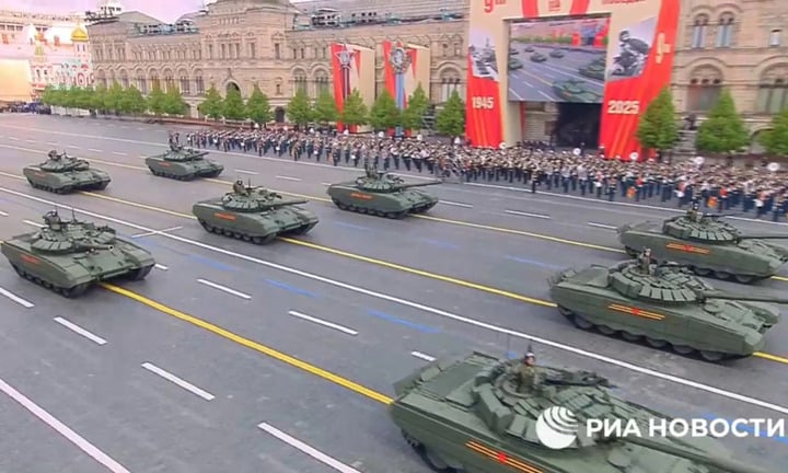 Dàn khí tài quân đội Nga ở Lễ duyệt binh có gì đặc biệt?- Ảnh 4.