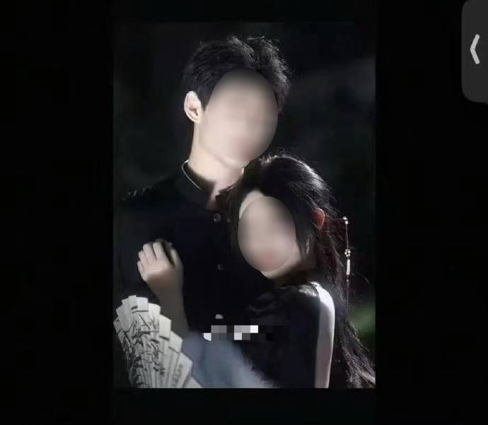 Cô gái sụp đổ vì phát hiện bạn trai sắp cưới trong video của “Lão Hồng Nam Kinh”, phản ứng của gã thanh niên càng khiến nhiều người phẫn nộ- Ảnh 2.