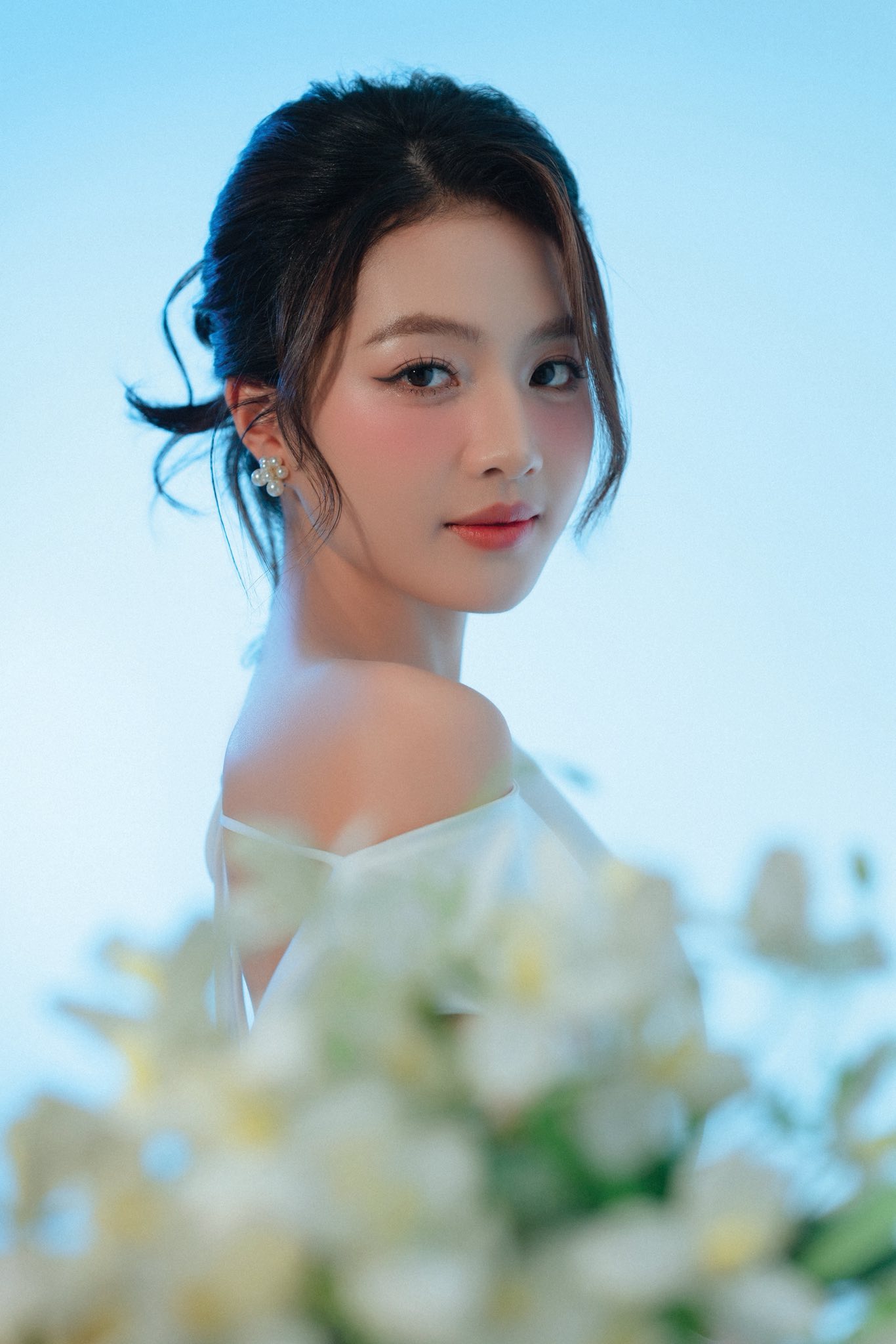 2025 không ai làm lại mỹ nhân Việt này: 1 năm đóng 6 phim quá hot, nhan sắc đẹp như Lưu Diệc Phi- Ảnh 11. 2025 không ai làm lại mỹ nhân Việt này: 1 năm đóng 6 phim quá hot, nhan sắc đẹp như Lưu Diệc Phi- Ảnh 11.