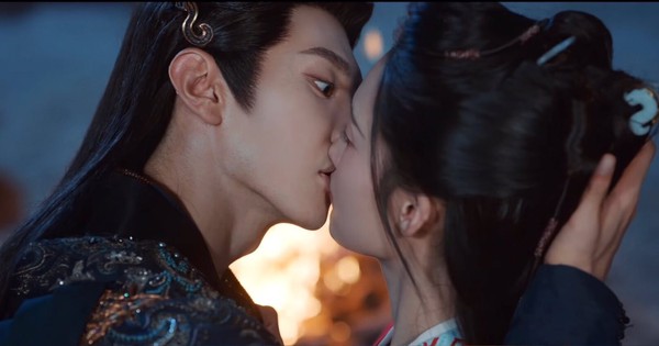 Trung Quốc hiện tại lấy đâu ra phim ngôn tình ngược tâm hơn thế này: Cặp chính vừa đẹp vừa điên, chemistry bùng cháy nhất 2025 26 Trung Quốc hiện tại lấy đâu ra phim ngôn tình ngược tâm hơn thế này: Cặp chính vừa đẹp vừa điên, chemistry bùng cháy nhất 2025 55948954124835325362753957350198845694895045n 1759921806988 17599218077851307959032 0 97 674 1385 crop 17599218769361148017885jpg