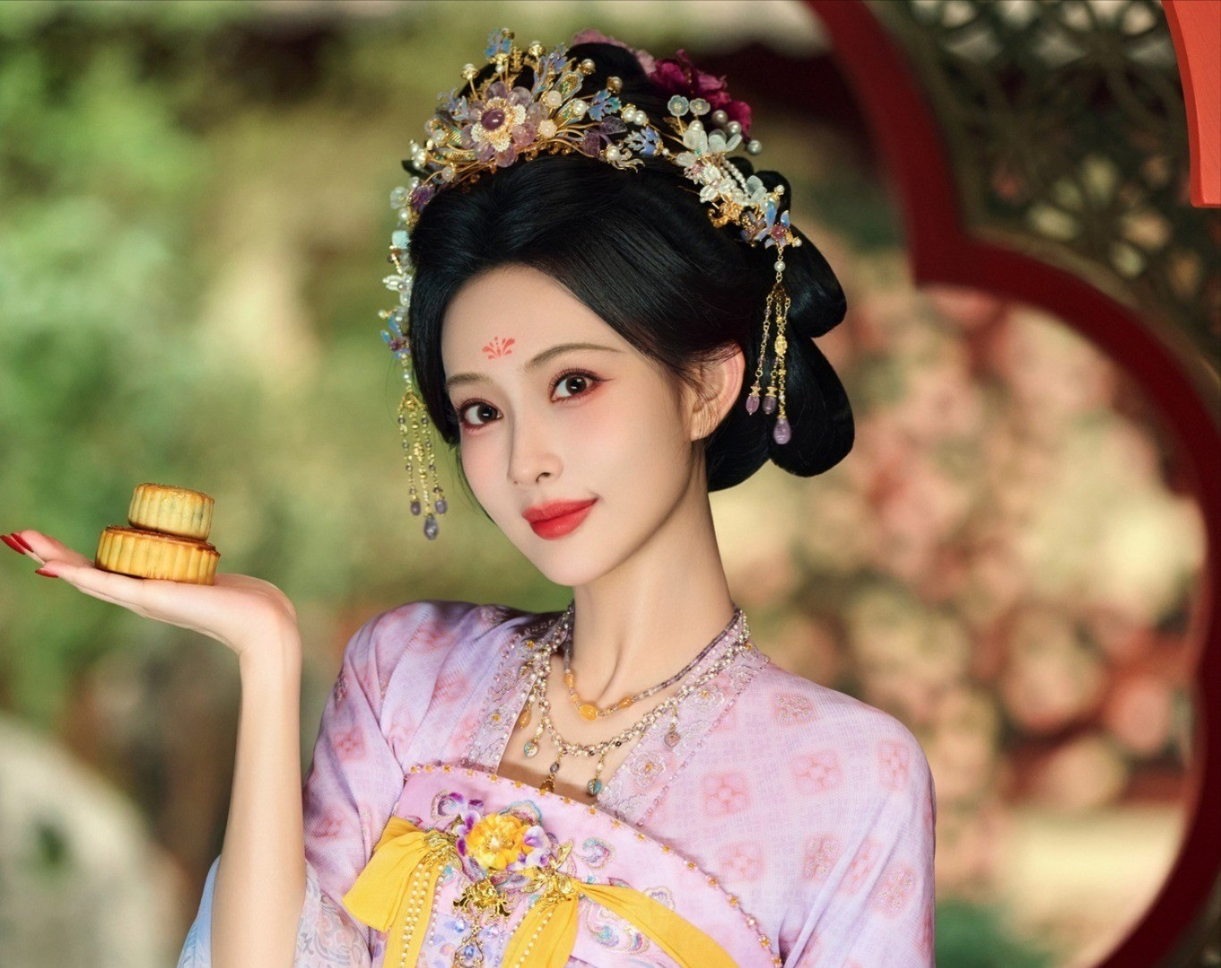 Bộ phim khiến cả showbiz rối loạn- Ảnh 5. Bộ phim khiến cả showbiz rối loạn- Ảnh 5.