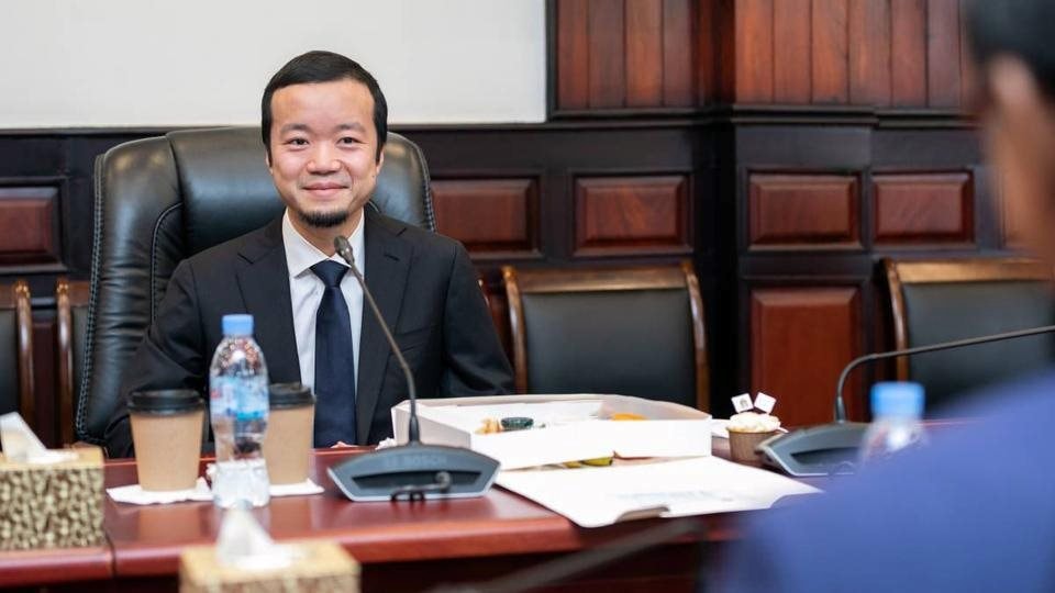 Đang từ doanh nhân tầm thường, Trần Chí làm thế nào mà trở thành “Bố già” của đế chế lừa đảo ở Campuchia?- Ảnh 2.