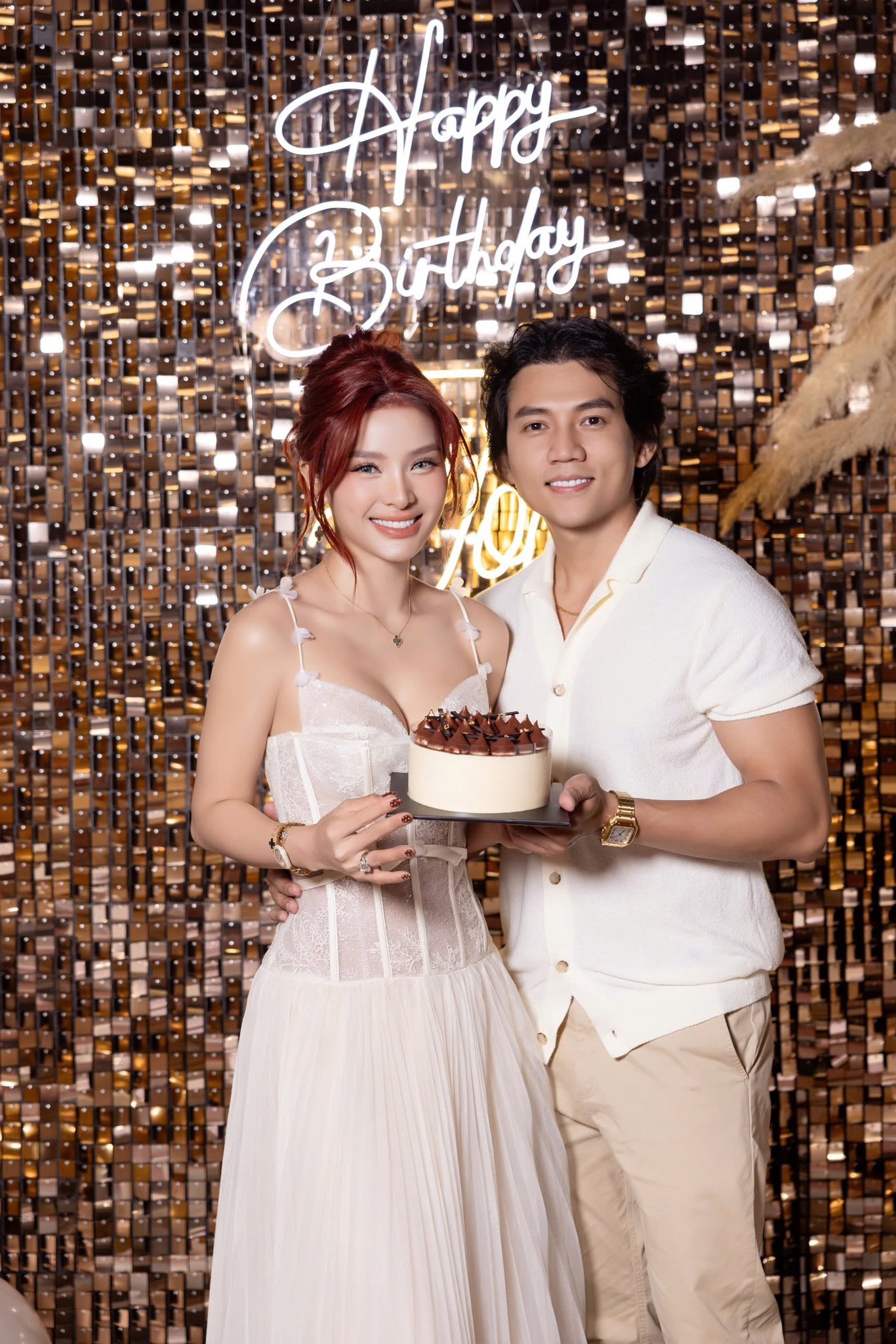 Sao Vbiz đáp trả gắt khi con trai 10 tháng tuổi bị chê ngoại hình: