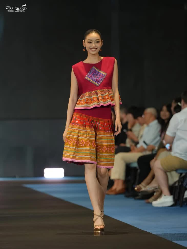 Hoa hậu Việt bị chỉ trích nhiều nhất thời điểm hiện tại- Ảnh 3.