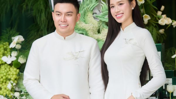 Hôn nhân của Hoa hậu Đỗ Hà bị phá? 561580691102388267135425096626828936993524933n 1761234877834 1761234878321420855339 1761326790860 17613267910371617861280 1761353558956 17613535591192056797161