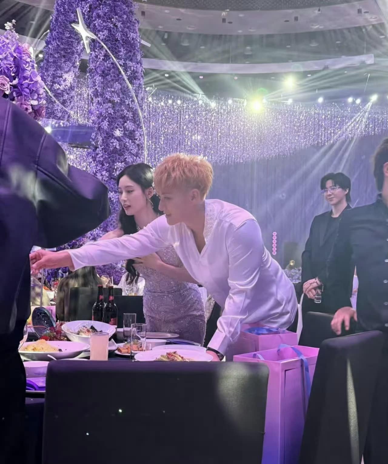 Đám cưới Đám cưới