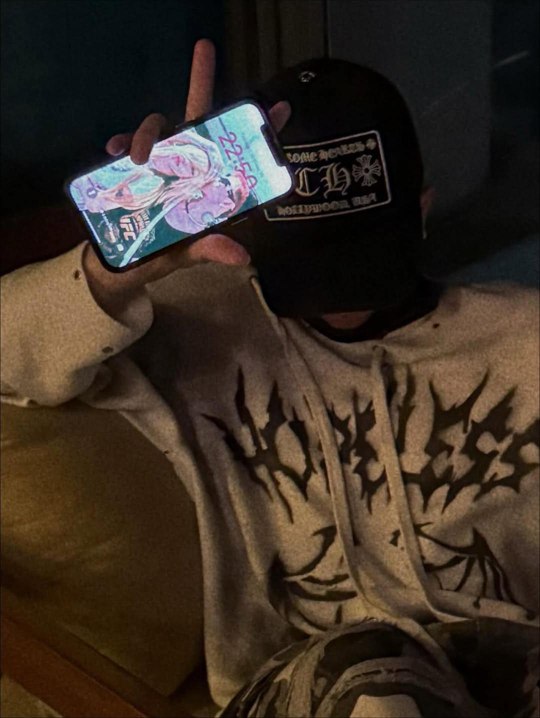 Khui cặp đôi Em Xinh - rapper Vbiz đang hẹn hò!- Ảnh 3. Khui cặp đôi Em Xinh - rapper Vbiz đang hẹn hò!- Ảnh 3.