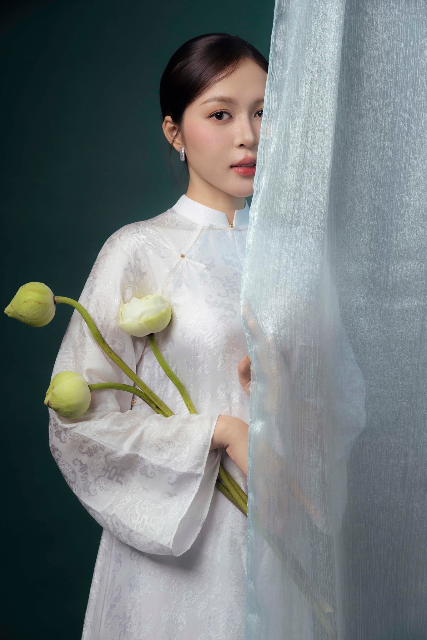 Lê Hoàng Phương lộ diện hậu