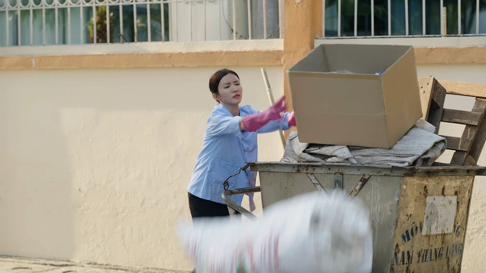 Chưa từng thấy phim Việt giờ vàng nào lố đến cỡ này, xem nữ chính diễn nét thơ thẩn mà ngại thay- Ảnh 6.