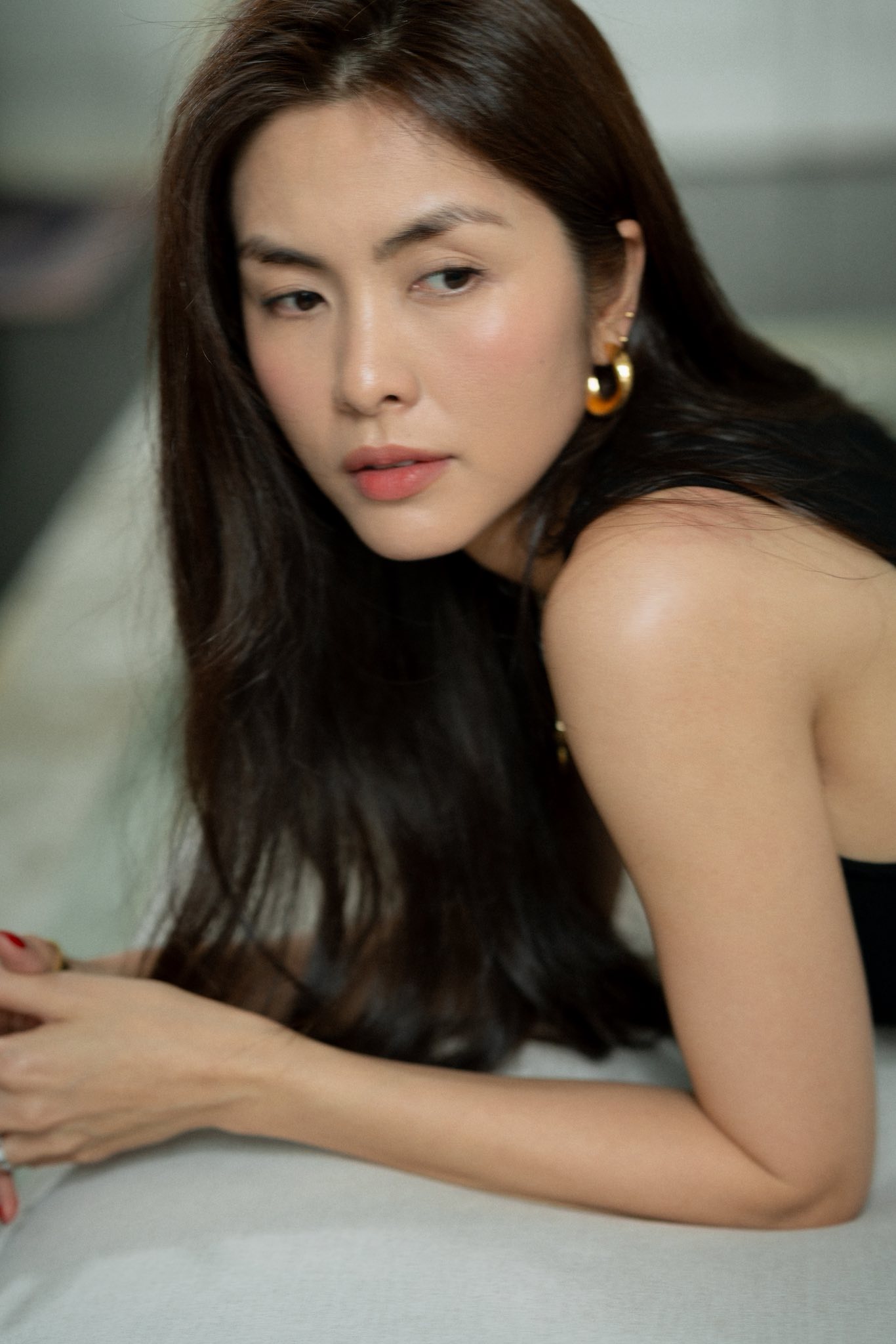 Tăng Thanh Hà khác lạ ở tuổi 39- Ảnh 3.