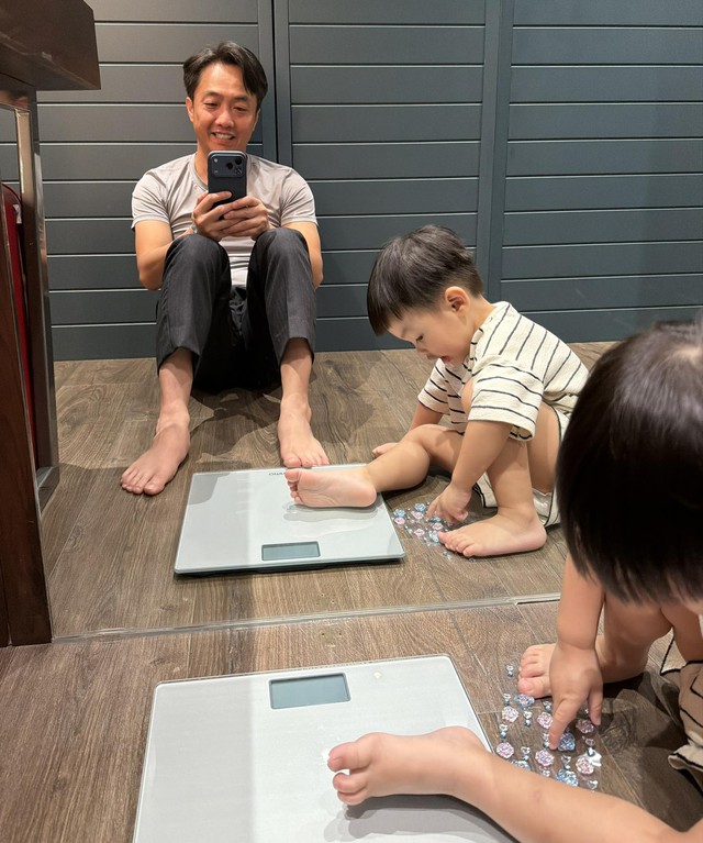 Con trai út Cường Đô La “đáo để” thế này!- Ảnh 1.