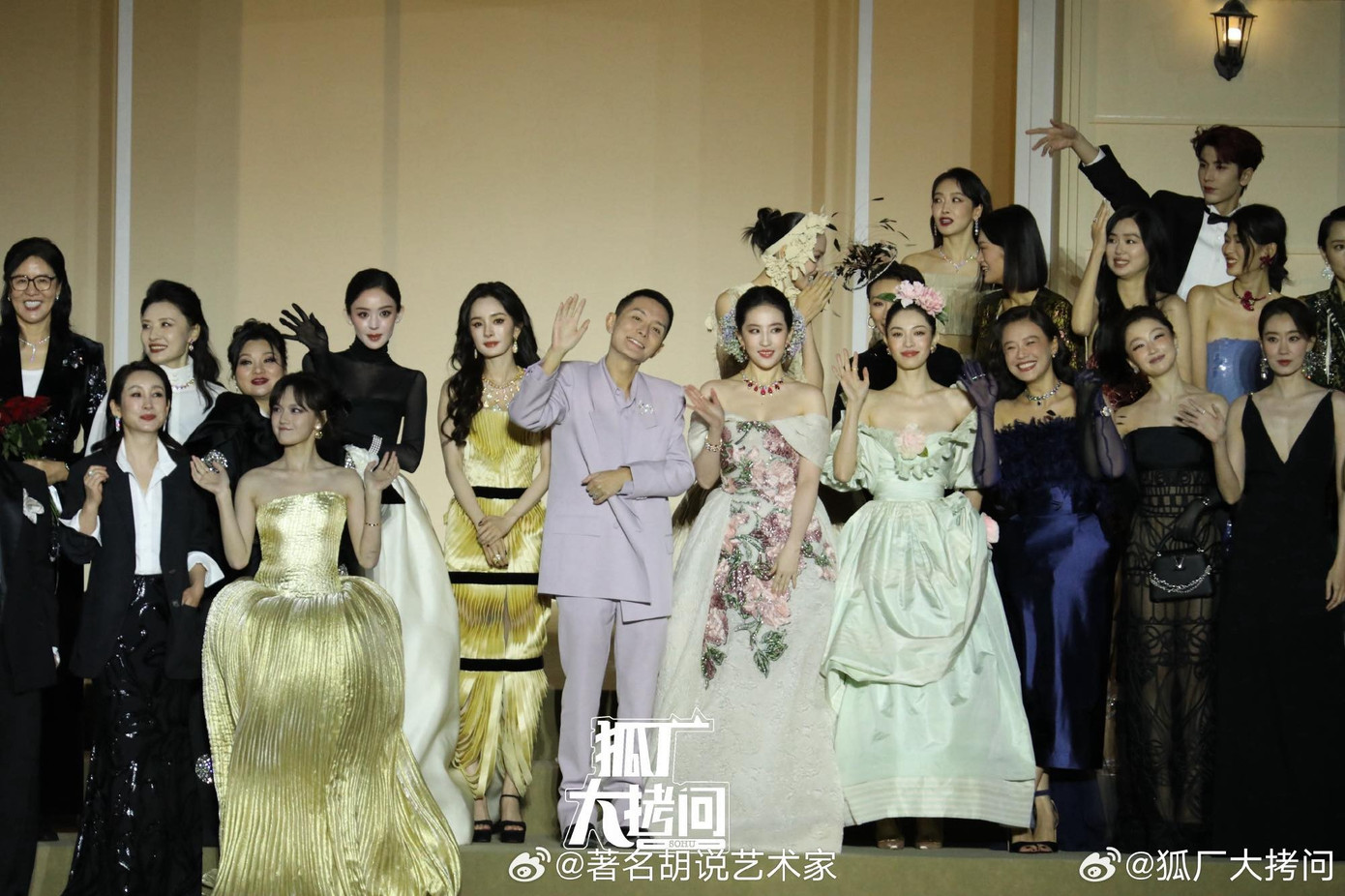 Chuyện gì đang xảy ra với Sơn Tùng M-TP, Soobin?- Ảnh 5.