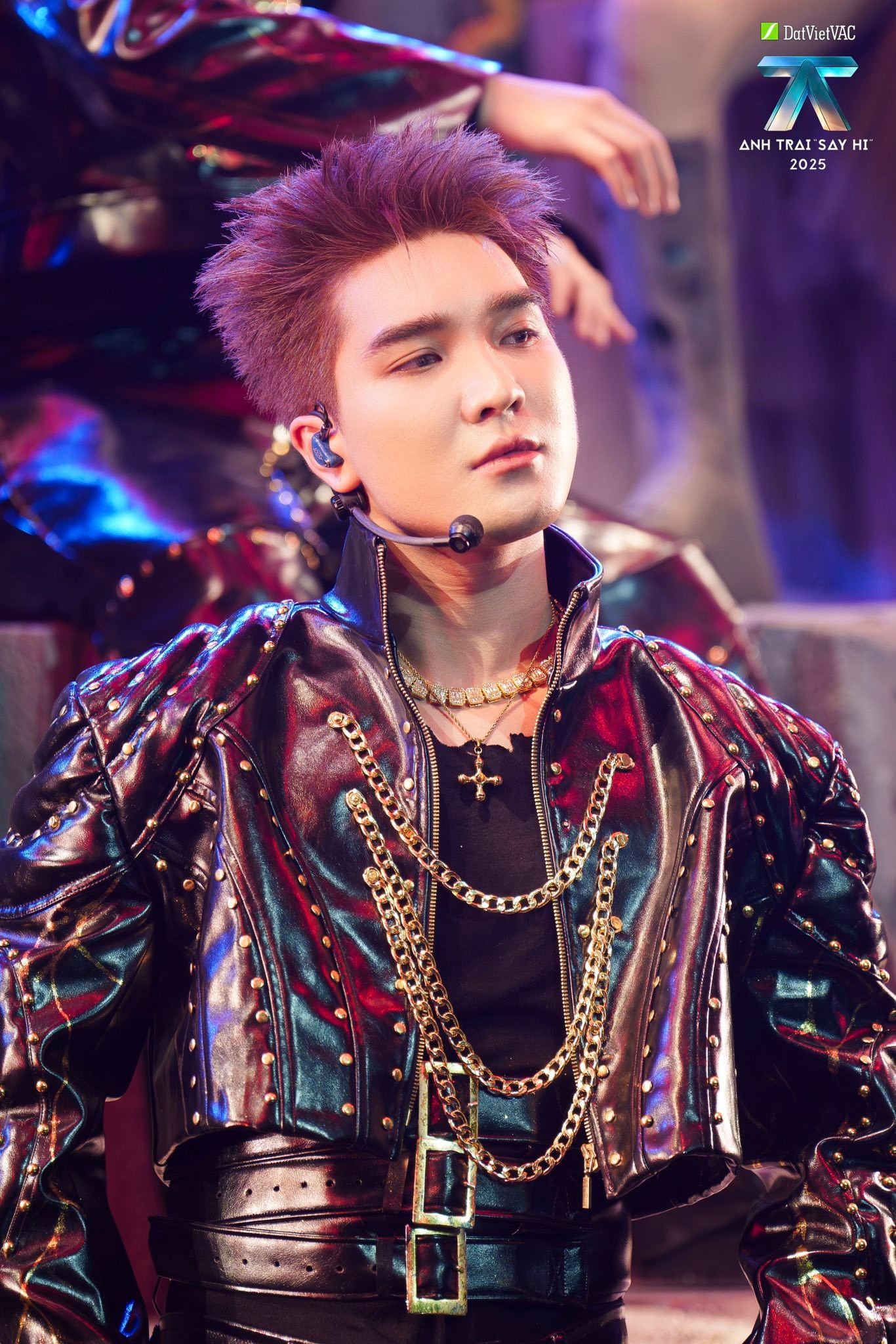 Chuyện gì đây: 1 Anh Trai Say Hi công khai đăng ảnh hôn má, nói lời yêu với hot TikToker CiiN!- Ảnh 7. Chuyện gì đây: 1 Anh Trai Say Hi công khai đăng ảnh hôn má, nói lời yêu với hot TikToker CiiN!- Ảnh 7.