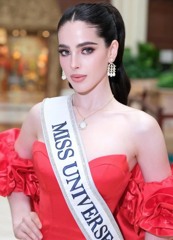 Sắc vóc quyến rũ của Tân Hoa hậu Hoàn vũ 2025- Ảnh 4. Sắc vóc quyến rũ của Tân Hoa hậu Hoàn vũ 2025- Ảnh 4.