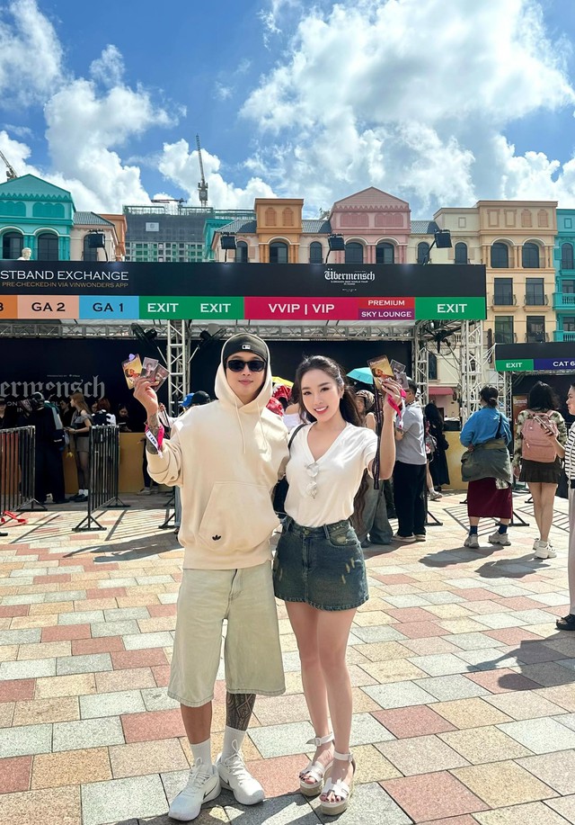 Dàn sao Việt rần rần check in concert G-DRAGON tại Hà Nội: Diệu Nhi quá sung, nữ diễn viên 49 tuổi lần đầu Dàn sao Việt rần rần check in concert G-DRAGON tại Hà Nội: Diệu Nhi quá sung, nữ diễn viên 49 tuổi lần đầu