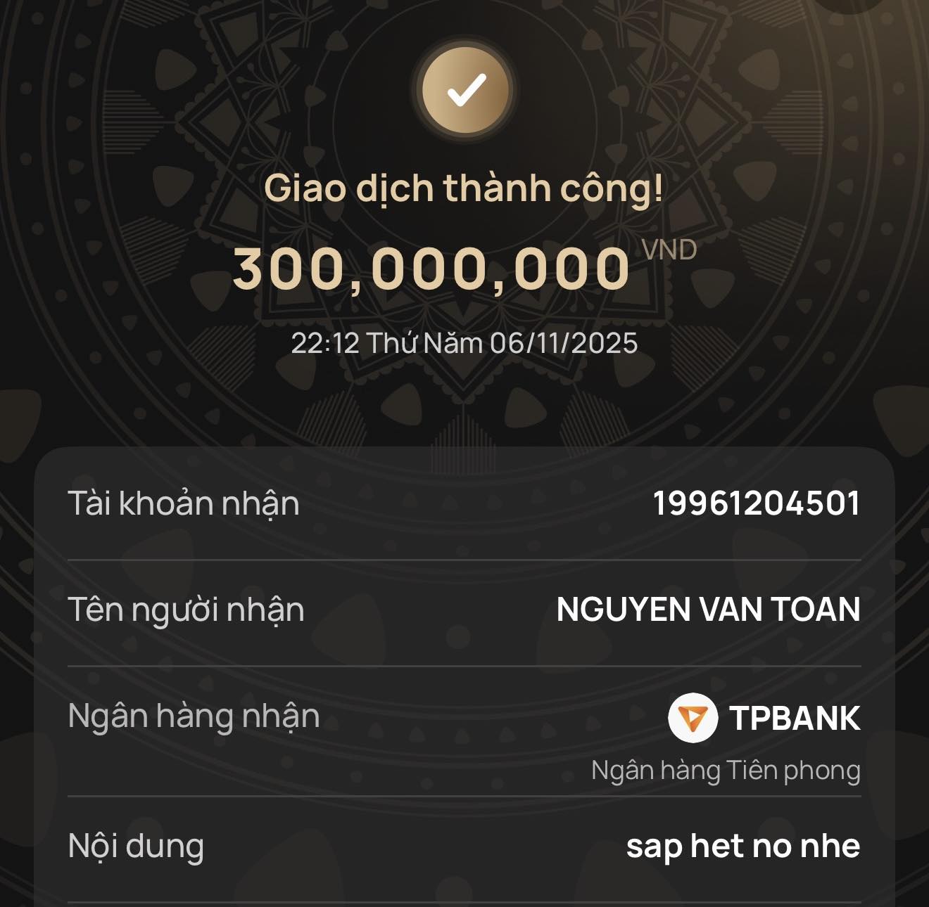 Hoà Minzy trả nợ cho Văn Toàn 300 triệu nhưng lộ tin nhắn gây tranh cãi- Ảnh 1.