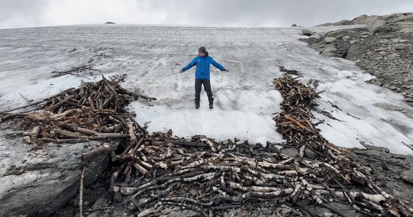 Băng trên đỉnh núi tan chảy, để lộ ra những thứ con người không dám tin vào mắt mình 30 Băng trên đỉnh núi tan chảy, để lộ ra những thứ con người không dám tin vào mắt mình 5795981098804382310055855709772088623922236n 17646516385281564192168 1764655012363 17646550125381198310811 0 86 1125 1886 crop 1764655024393196985648jpg