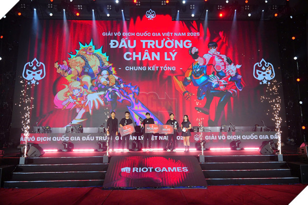 VĐV Bùi Tuấn Kiên Vô Địch Mùa Đầu Tiên Của Giải Vô Địch Quốc Gia Đấu Trường Chân Lý Việt Nam