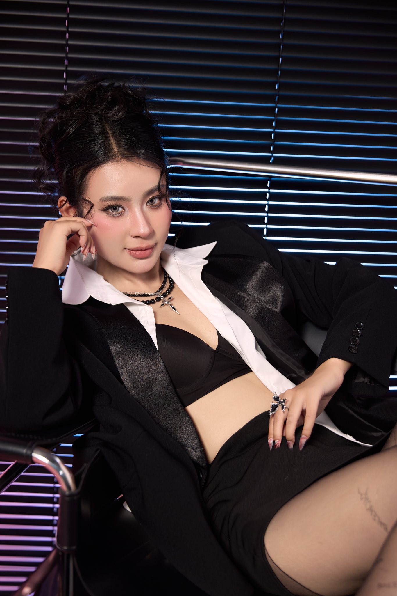 Không thể cưỡng nổi tiểu thư đẹp nhất phim Việt giờ vàng, bỏ gần 3 tỷ để chuộc crush là biết điên tình cỡ nào- Ảnh 3.