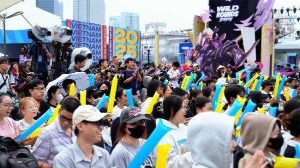 Mưa gió cũng không khiến cộng đồng bớt nhiệt trong Wild Rounds SMASH 2025 ngày cuối 29 Mưa gió cũng không khiến cộng đồng bớt nhiệt trong Wild Rounds SMASH 2025 ngày cuối 583924007 874697165216923 5026914525759415318 n 1jpg