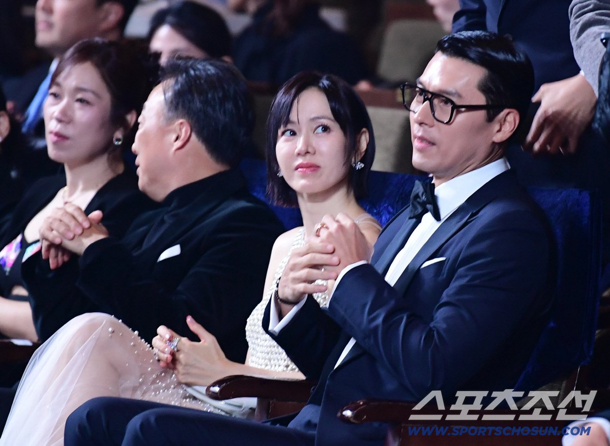 Thái độ của Son Ye Jin giữa tâm bão chỉ trích- Ảnh 3.