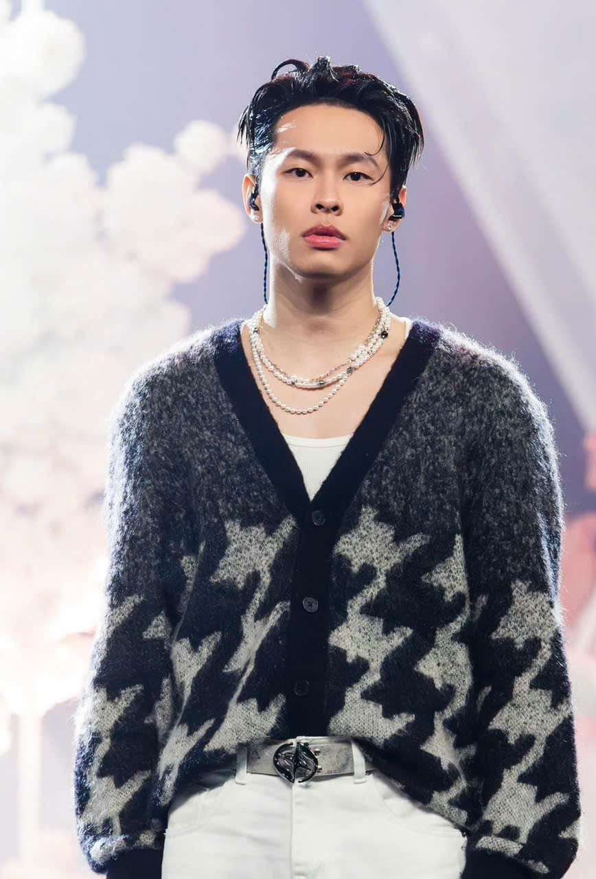 Chuyện gì đã xảy ra khiến HURRYKNG tới nông nỗi này?- Ảnh 3.