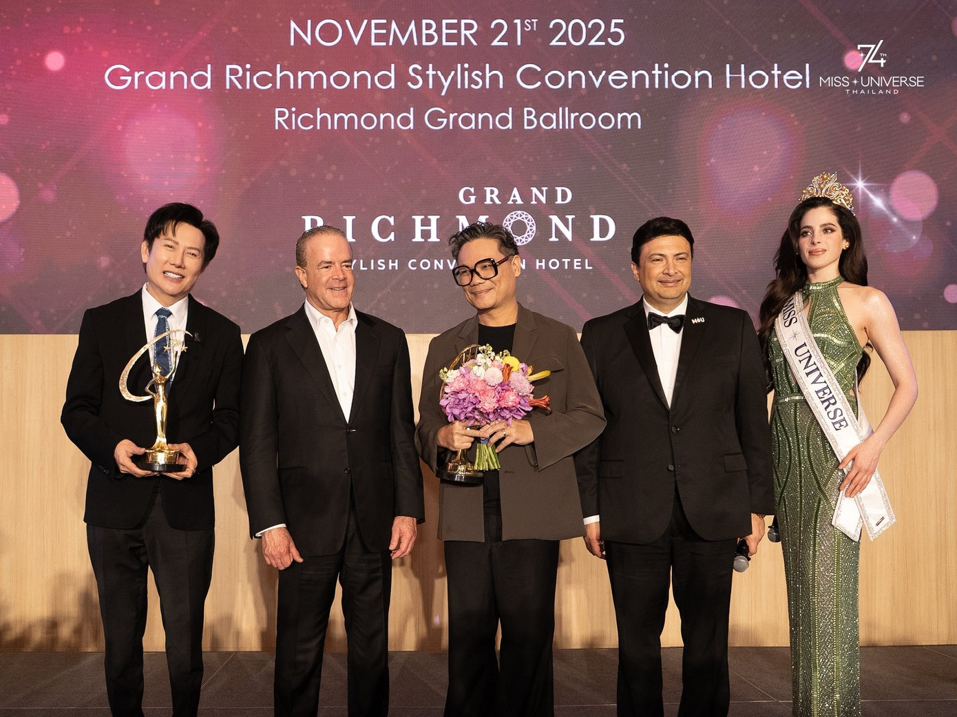 Công ty Thái Lan bỏ 110 triệu USD mua lại Hoa hậu Hoàn vũ- Ảnh 1. Công ty Thái Lan bỏ 110 triệu USD mua lại Hoa hậu Hoàn vũ- Ảnh 1.