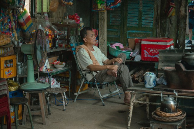 Cưới Vợ Cho Cha: Mâu thuẫn cha con