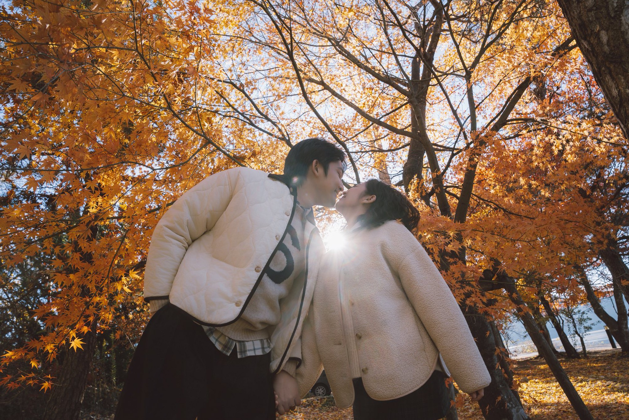 Quá mê đôi vợ chồng đẹp nhất vũ trụ VFC: Visual