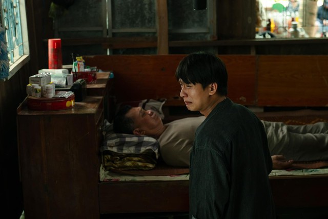 Cưới Vợ Cho Cha: Mâu thuẫn cha con