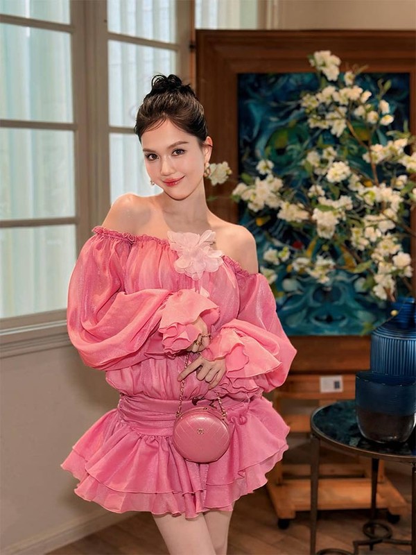 "Bóc trần" sự thật phía sau bức ảnh khoe dáng của Ngọc Trinh 590g3cv9rd2cyl0z0u8bk5b8aoeruioq 17515258886601032274788 1751530683775 17515306884331735093893