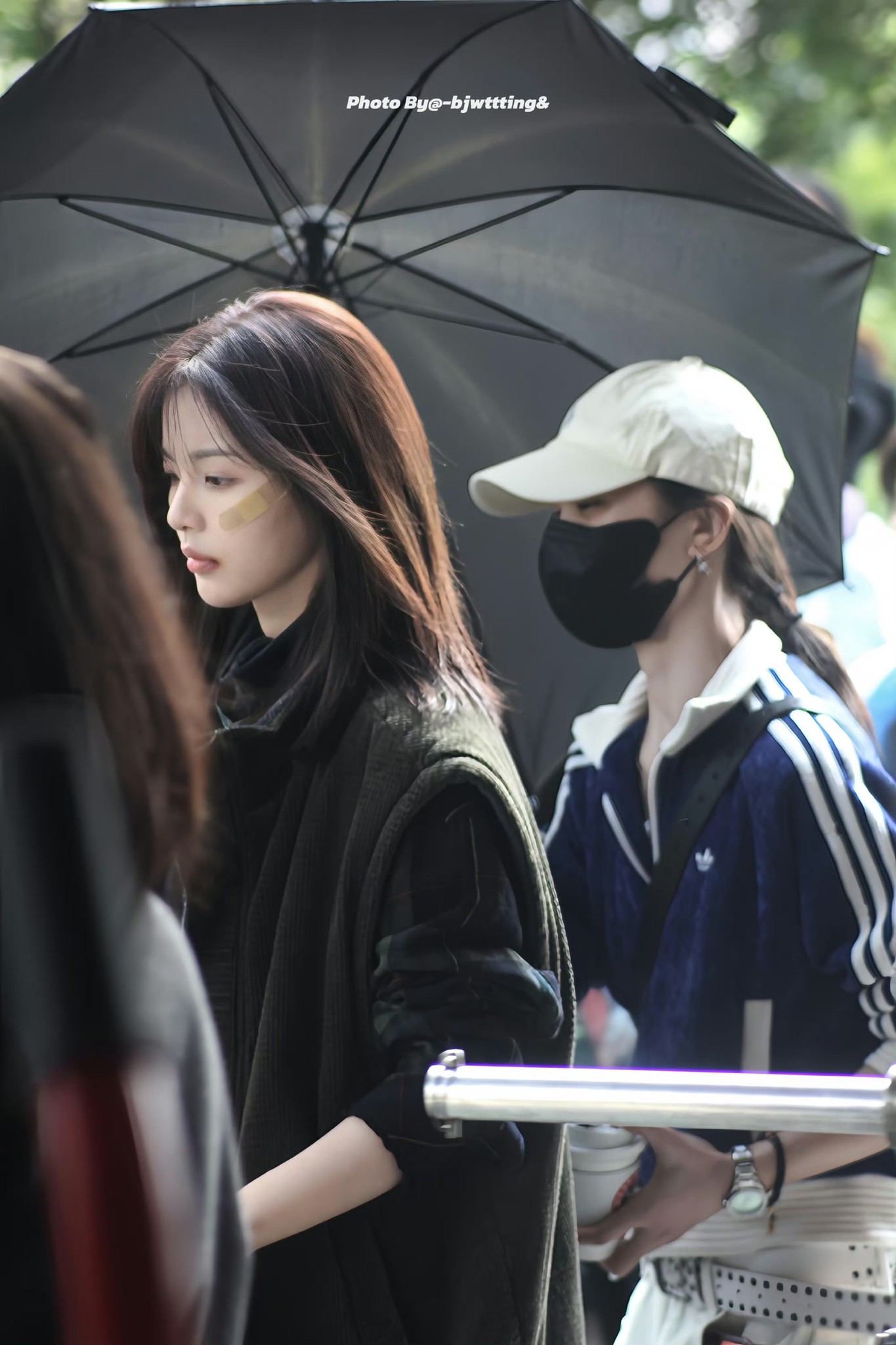 Ai cấm mỹ nhân này đóng vai nghèo giùm với: Khí chất quý tộc từ cốt cách, khoác bao tải lên người vẫn sang- Ảnh 7. Ai cấm mỹ nhân này đóng vai nghèo giùm với: Khí chất quý tộc từ cốt cách, khoác bao tải lên người vẫn sang- Ảnh 7.