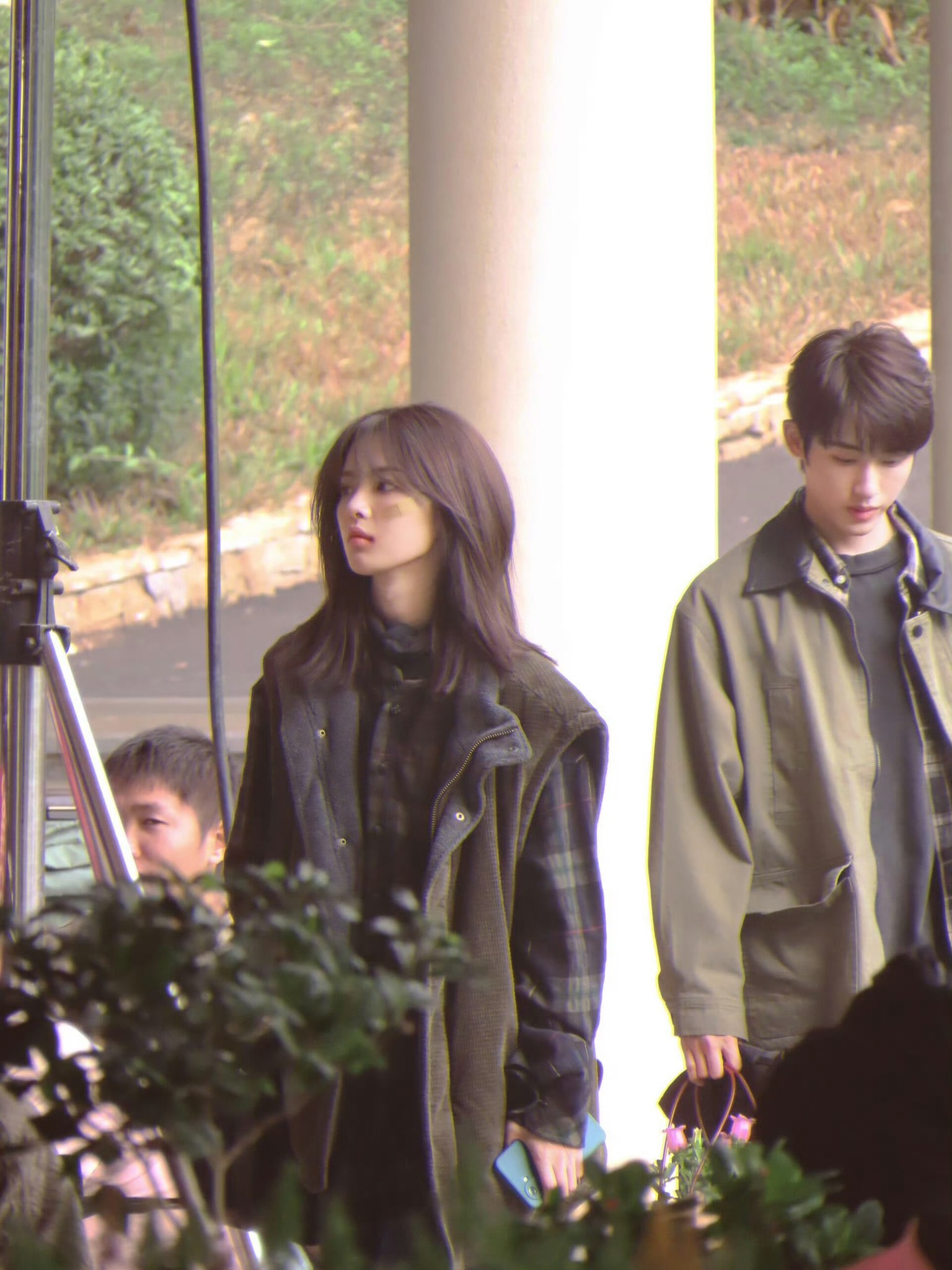 Ai cấm mỹ nhân này đóng vai nghèo giùm với: Khí chất quý tộc từ cốt cách, khoác bao tải lên người vẫn sang- Ảnh 1. Ai cấm mỹ nhân này đóng vai nghèo giùm với: Khí chất quý tộc từ cốt cách, khoác bao tải lên người vẫn sang- Ảnh 1.