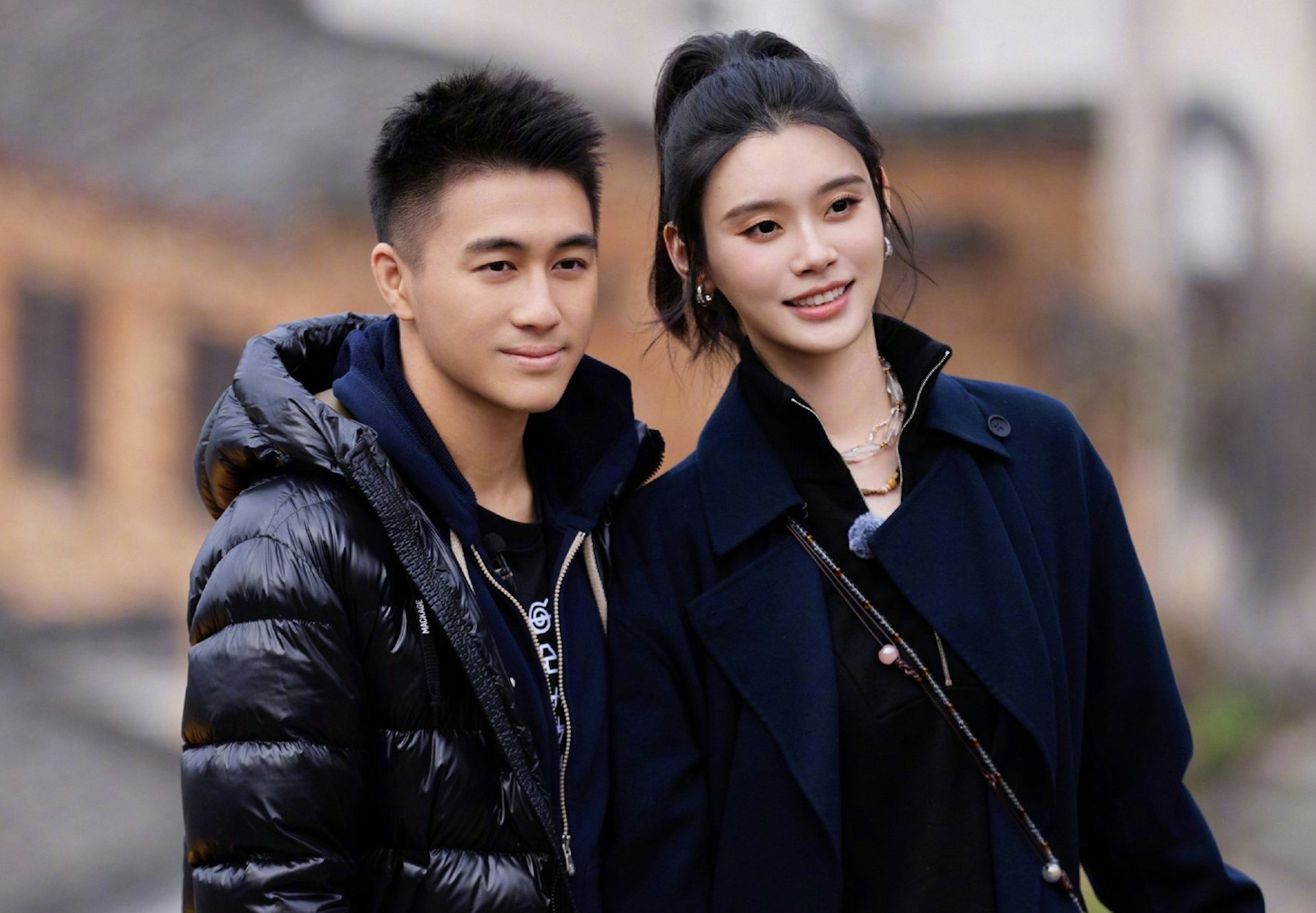 Thâm cung bí sử dâu hào môn showbiz: Mỹ nhân Hoàn Châu Cách Cách gánh nợ thay chồng chưa khổ bằng