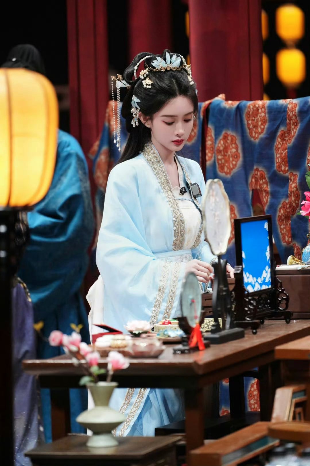 Mỹ nhân cổ trang Trung Quốc đẹp ngây ngất