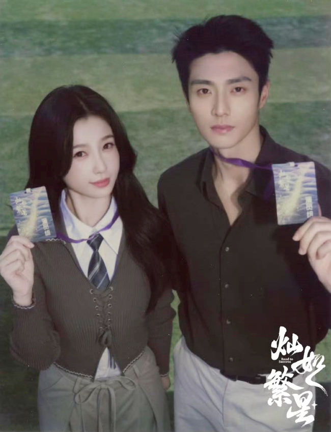 Cặp đôi cô giáo - huấn luyện viên gây sốt Trung Quốc: Đẹp xé truyện bước ra, tưởng không hợp mà hợp không tưởng- Ảnh 5.