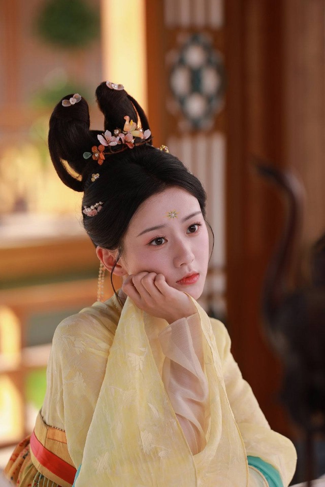 Vương phi đẹp nhất Trung Quốc hiện tại: Tiểu thư ngôn tình xé truyện bước ra, mỹ nhân cổ trang nghiêng nước nghiêng thành- Ảnh 9.