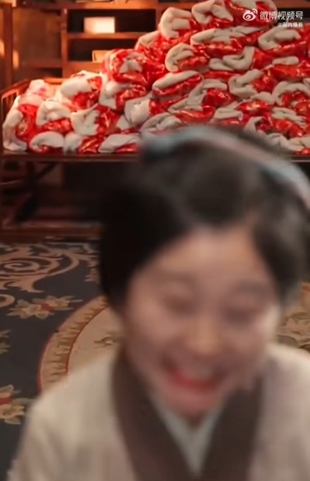 Phim Trung Quốc gây sốc cực mạnh vì nữ chính 1 lần đẻ 99 bé trai, netizen ngán ngẩm Phim Trung Quốc gây sốc cực mạnh vì nữ chính 1 lần đẻ 99 bé trai, netizen ngán ngẩm