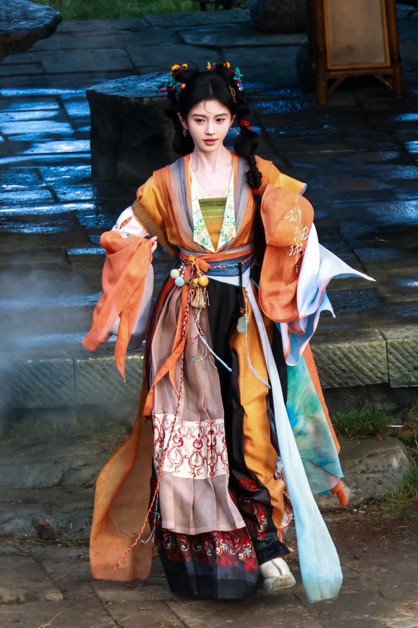 Khó tin mỹ nhân chỉ cao 1m45 lại được tung hô lên tận trời: Visual rung chuyển mọi giác quan, ngắm mà tim ngừng đập- Ảnh 8.