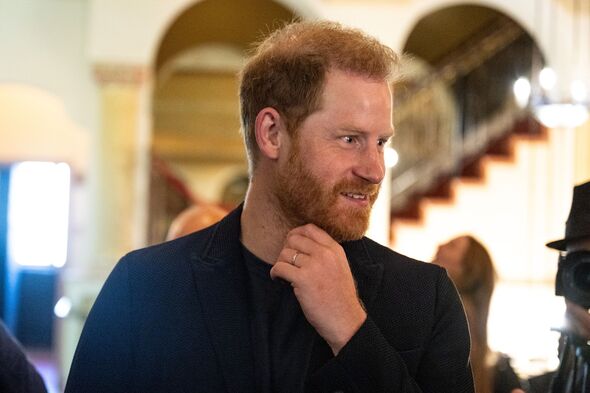 Những câu hỏi Những câu hỏi