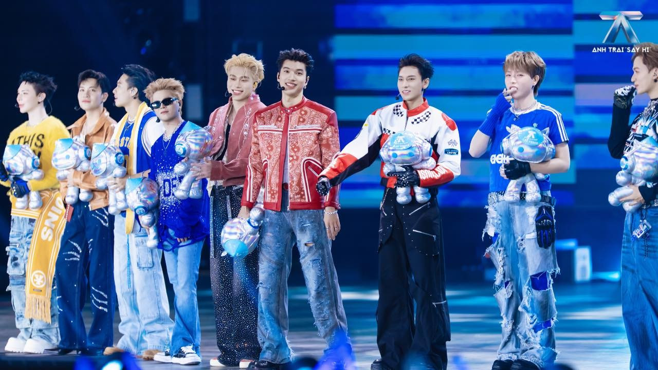 Chuyện gì đã xảy ra khiến Trấn Thành không xuất hiện trong 2 đêm concert Anh Trai Say Hi ở Mỹ?- Ảnh 1. Chuyện gì đã xảy ra khiến Trấn Thành không xuất hiện trong 2 đêm concert Anh Trai Say Hi ở Mỹ?- Ảnh 1.