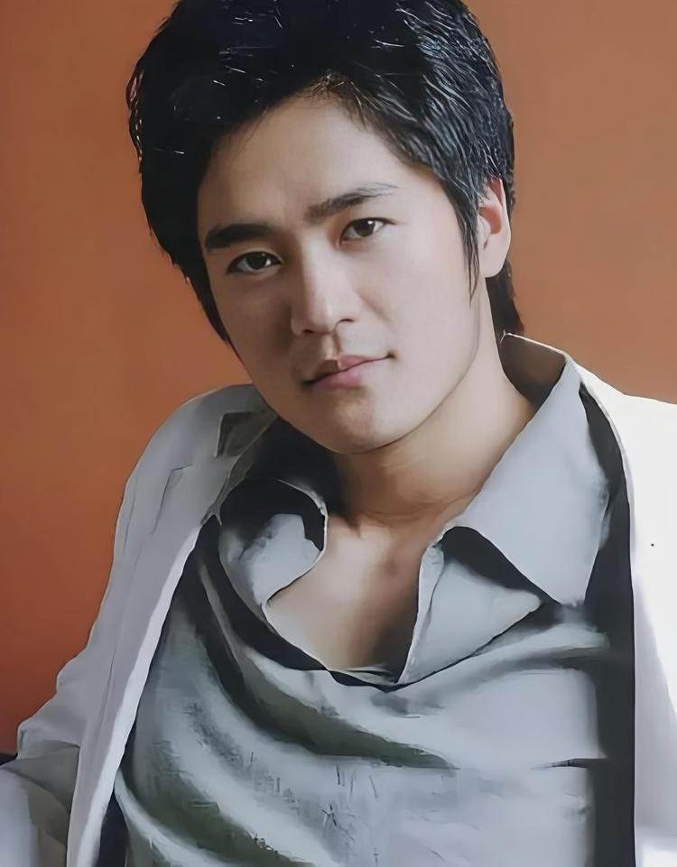 8 sao hạng A của 1 công ty lần lượt chết bất thường- Ảnh 2.