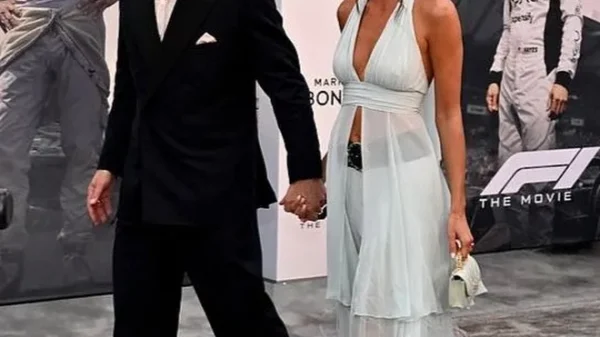 Brad Pitt bên bạn gái kém 29 tuổi 62 6197 3462jpg 1750143556823 1750143557393188077745