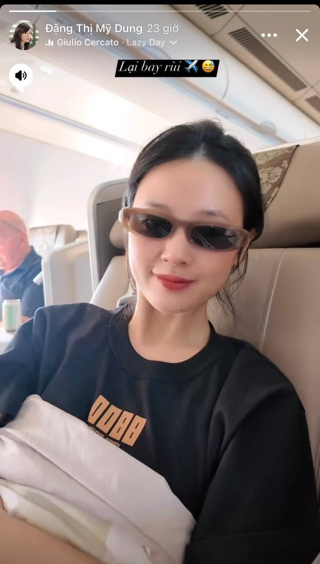 Biểu hiện khác thường của Midu- Ảnh 1.