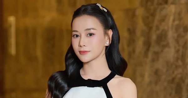 1 hành động của Phương Oanh khiến phụ huynh chia 2 "phe": Bạn đứng về phía nào? 64 6154516767407739118 n 74576173457539401531608 29607025891233589223041 1759479630264412200518 1759484927021 175948492792315 0 0 382 730 crop 17594849839811332119142jpg